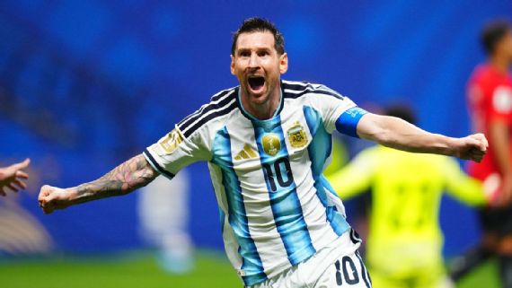 Lionel Messi celebrating Argentina comeback win over Egypt at the World Cup