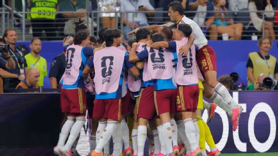 Spain players celebrating their World Cup semifinal victory over France