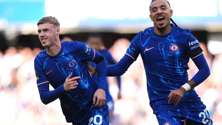 Cole Palmer celebrates Chelsea’s fourth goal against Brighton at Stamford Bridge