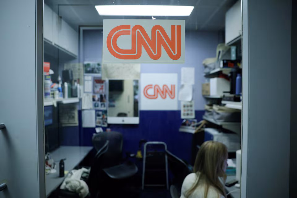 White House as CNN, Politico and MS NOW challenge Trump media access ban