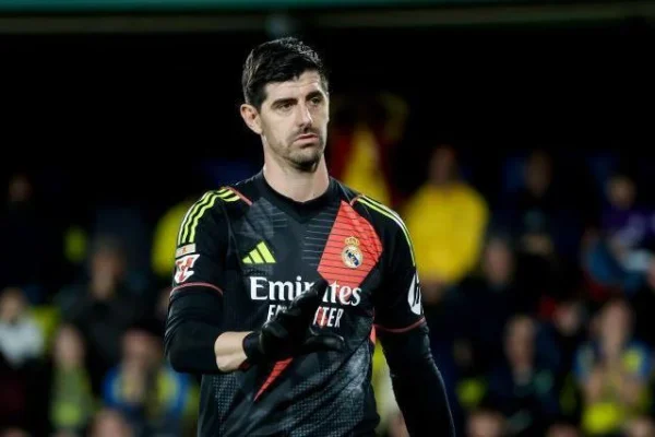 Real Madrid goalkeeper Thibaut Courtois pictured during a football match ahead of the El Clásico against Barcelona, if using a match photograph.