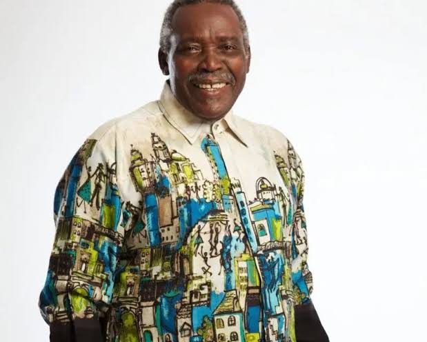 Olu Jacobs honoured by Nollywood stars at Lagos tribute event